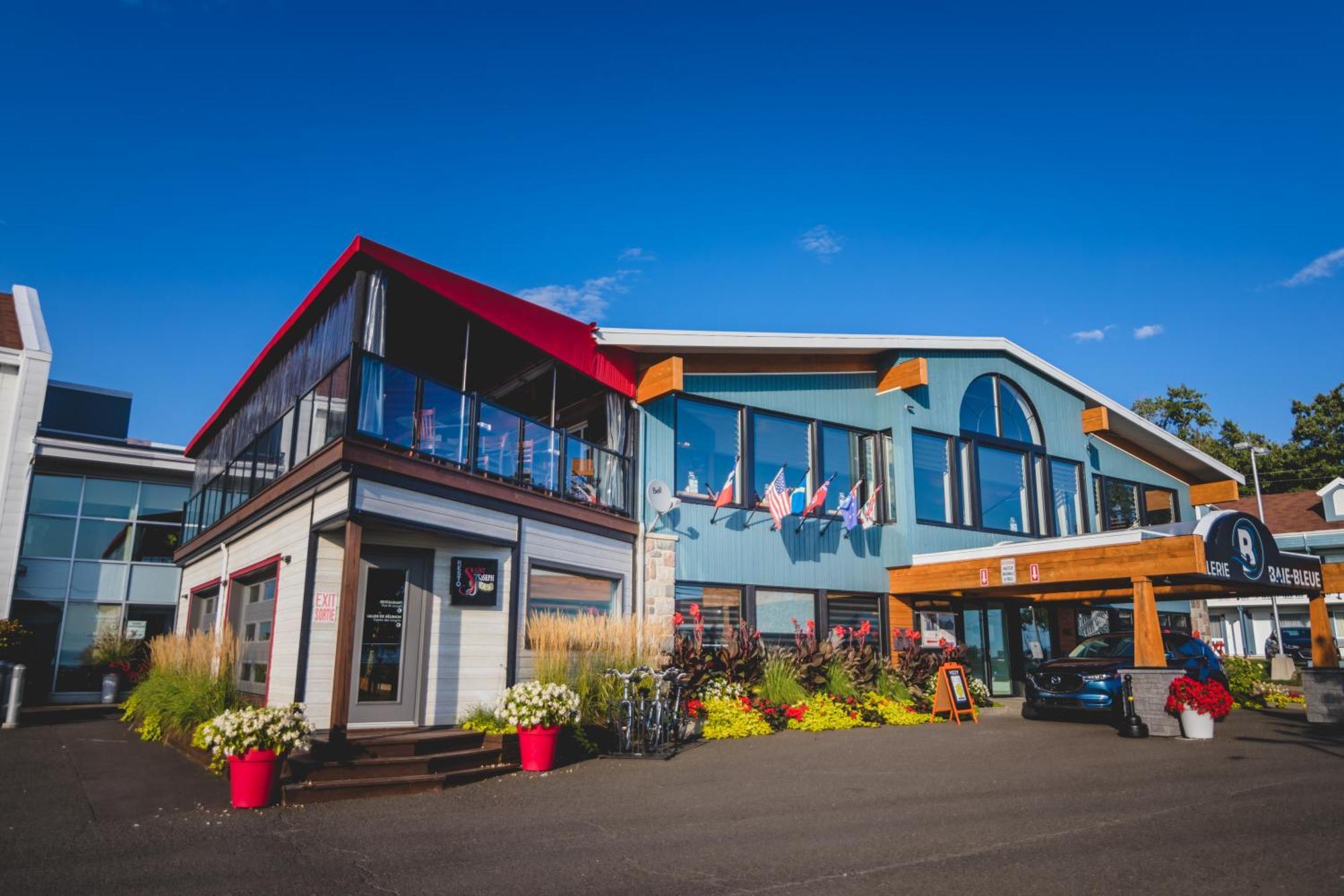 蓝色海湾酒店 Carleton-sur-Mer 外观 照片